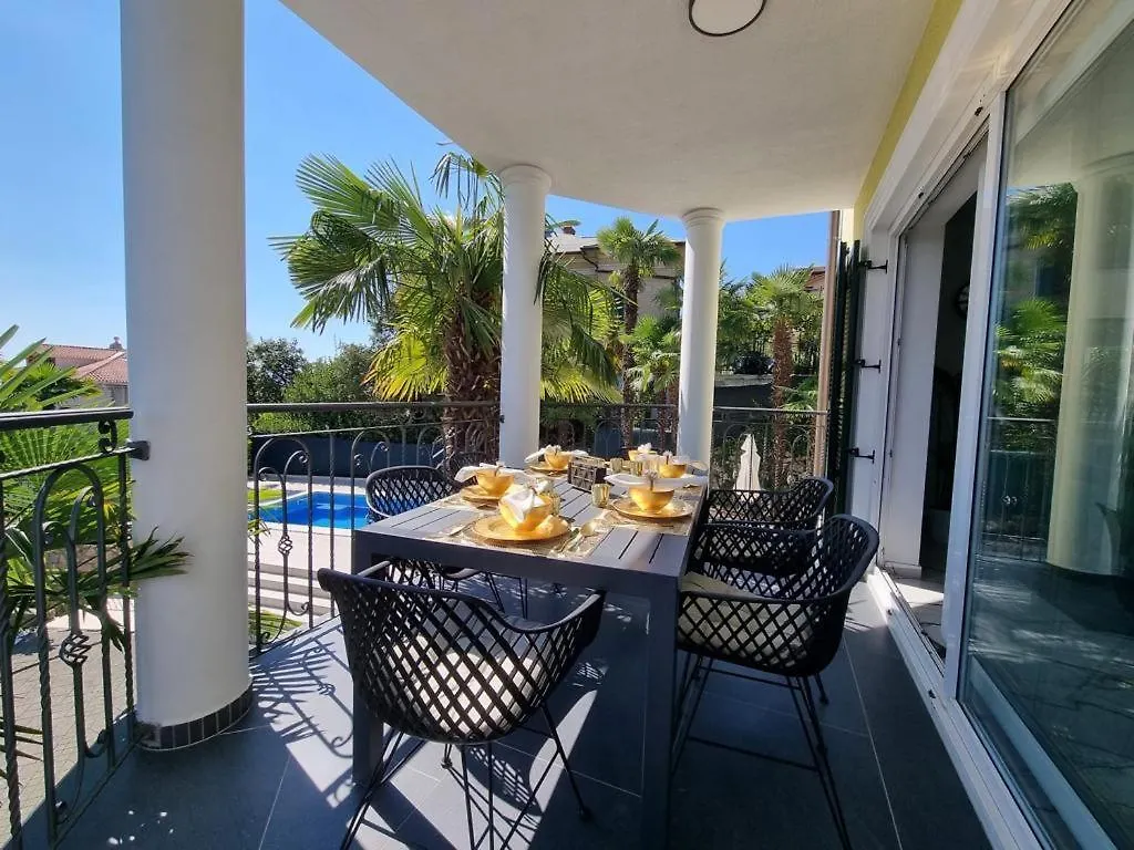Luxury Apartment Tada Opatija